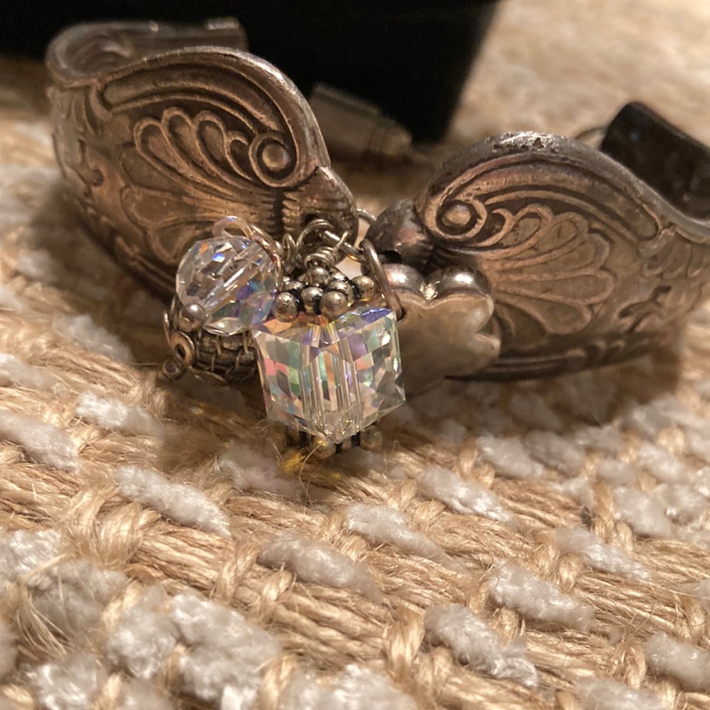 Vintage Silver tone Bracelet with Crystal Accents - Picture 3 of 7